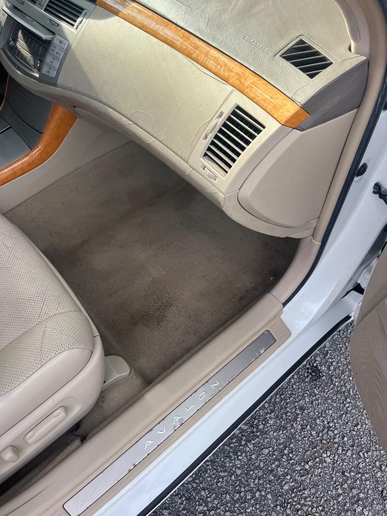 2007 Toyota Avalon Limited - Photo 13