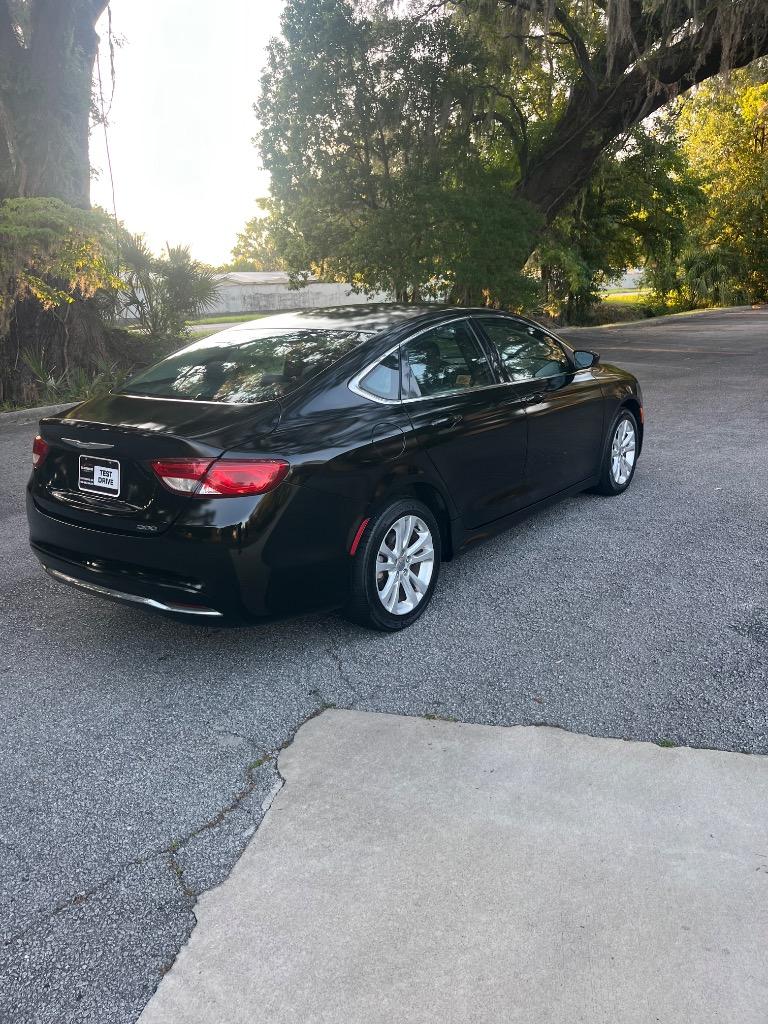 2015 Chrysler 200 Limited - Photo 6